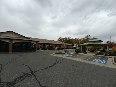 Sandy Health & Rehab